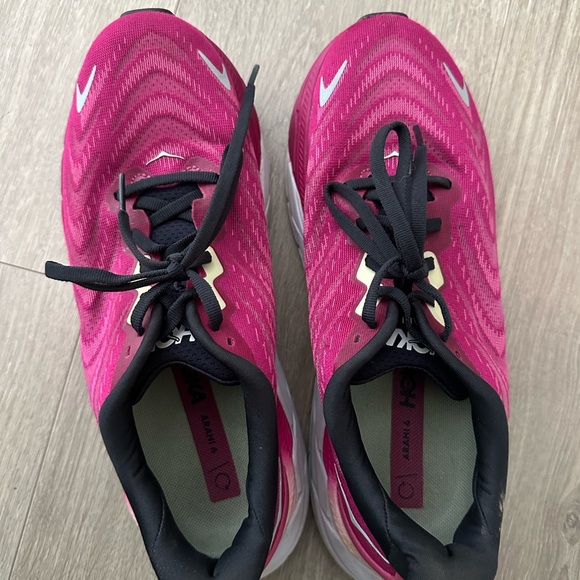 Hoka Women's Running shoes arahi 6 - Picture 2 of 5